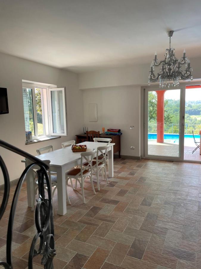 Luxury Villa Arianna Tarano Exterior photo